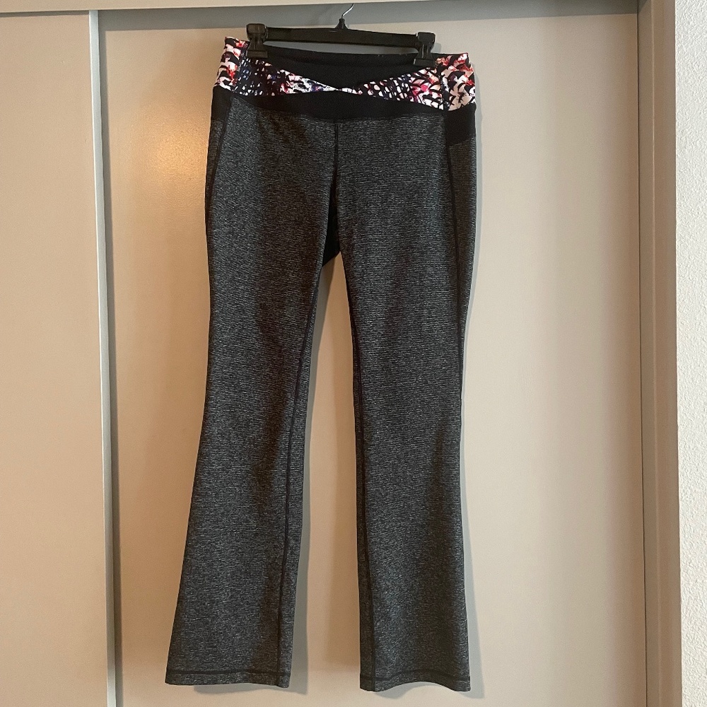 Zella yoga pants 12 with pocket